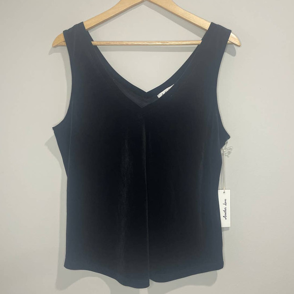 Another Love Acacia Velvet V-Neck Tank Top Black NWT Women’s Med - Picture 3 of 12